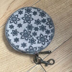 Zip coin purse with clip. Cute tan and brown design